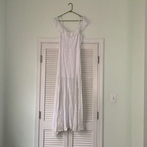 White maxi dress